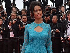 Mallika Sherawat Gets Court Notice Over Wearing Tricolour in Film Poster