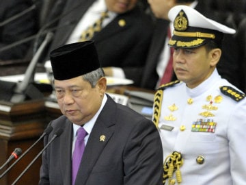 Indonesia President Says Islamic State 'Embarrassing' Muslims
