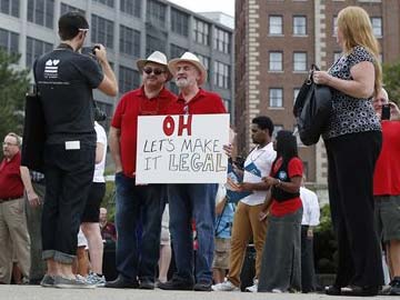 Court Hears Gay Marriage Arguments for Four US States 