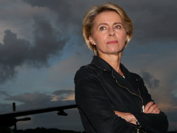 Germany Sends First Plane Carrying Aid to Northern Iraq