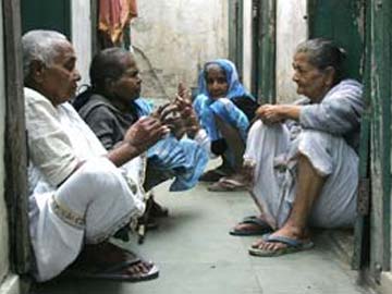 Breaking Barriers, Vrindavan Widows Celebrate Raksha Bandhan