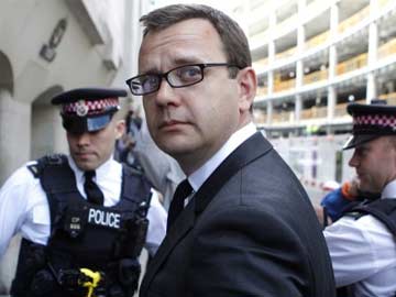 David Cameron's Former Aide Andy Coulson Charged With Perjury
