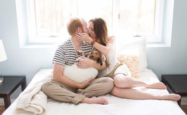 Viral: This Couple's Newborn Photo Shoot With Dog is Just Epic