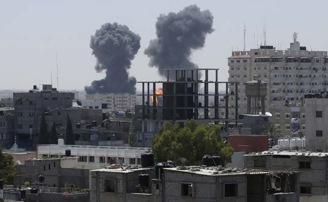 Israel Strikes Gaza After Militants Resume Rocket Fire