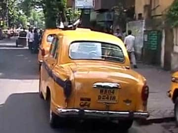 Commuters Suffer as Taxis in Kolkata Go Off Roads