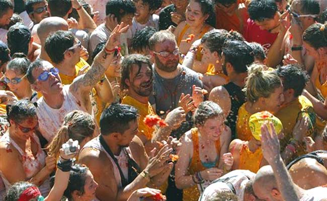 Annual Tomato Battle Leaves Spanish Town Red