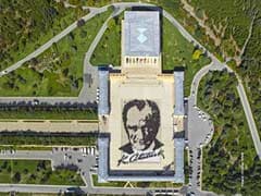 Turks Claim Record For 'World's Largest Ataturk Portrait'