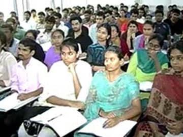 English Out. Government Gives In on Civil Services Exam (CSAT)