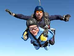 90-Year-Old Woman Skydives From 15,000 Feet for Charity