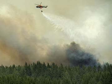 One Dead, Hundreds Evacuated as Swedish Forest Fire Rages