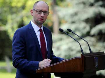 Ukraine PM Arseny Yatseniuk Calls Russia 'Terrorist State', Says Energy Supplies Hit