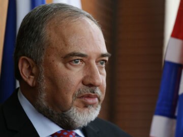 Israel Hails US Efforts to Fight Islamic State But Worries on Iran