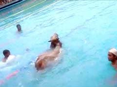 Errr There's a Bull in This Swimming Pool in Madhya Pradesh