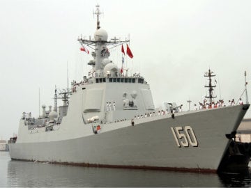Chinese Warships in First Call at an Iran Port: Media