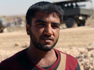 Syria Refugee Flood to Turkey Hits 100,000