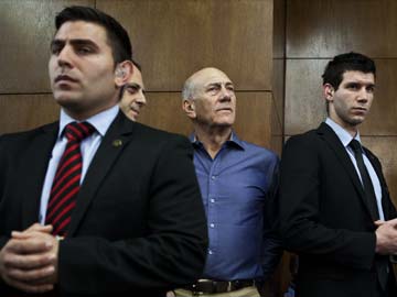 Israeli Court Postpones Imprisonment of Former Prime Minister Olmert 