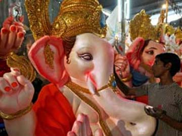 Mumbai: Ganesh Idol Immersion to be Carried amid Tight Security