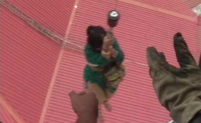 Kashmir Floods: Family's Dramatic Air Rescue After 4 Days on Rooftop