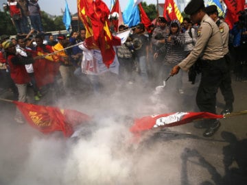 Indonesia's Parliament Puts an End to Direct Regional Elections