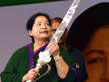 Jayalalithaa Seeks Centre's Aid for Big Ticket Tamil Nadu Projects