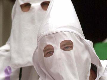 At Gateway to Hamptons, Ku Klux Klan Advertises for New Members
