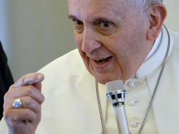 Pope, on Trip to Mainly Muslim Albania, Condemns Islamist Militants