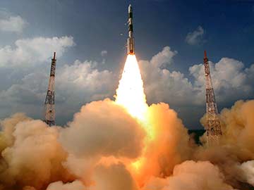 Mars Mission a Historic Achievement: President Pranab Mukherjee