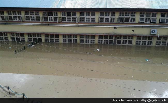 J&K floods: People Stranded in Srinagar's Children's Hospital Evacuated