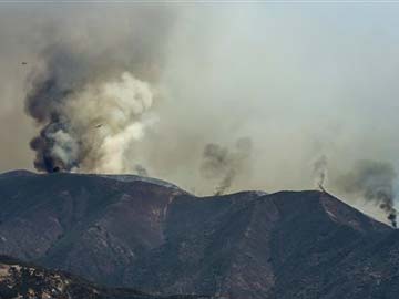 Hundreds Evacuate From Three California Wildfires 