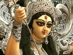 Diamonds Worth Rs 10 crore for this Goddess Durga