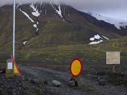 Earthquake Shakes Iceland Volcano, Still No Ash Earthquake Shakes Iceland Volcano, Still No Ash