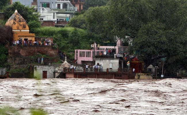 Over 100 Dead as Jammu and Kashmir Witnesses Worst Floods in 50 Years