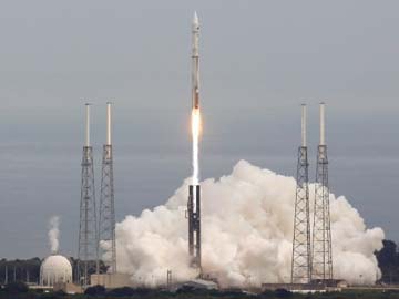 NASA's MAVEN Enters Mars Orbit