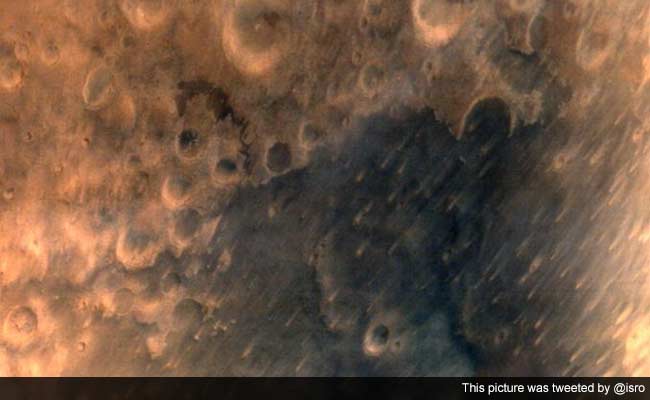 MOM Sends First Pictures of Mars, Says 'View Is Nice'