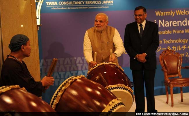 PM Narendra Modi Woos Techies in Japan with Indian Food