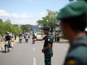 Indonesians in Legal Challenge to Scrapping Local Polls