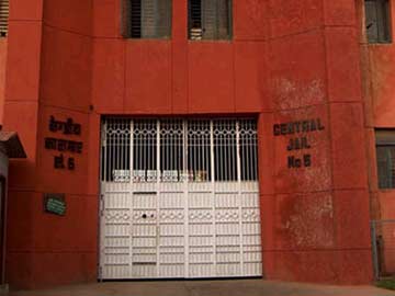 Delhi: Daughter-in-Law Allegedly Set Ablaze by Tihar Jail Official Dies