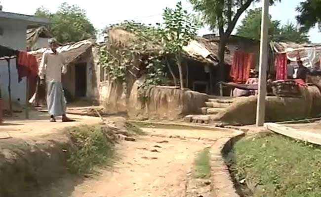 In Village Without Toilets, a Murder is a Wake-up Call