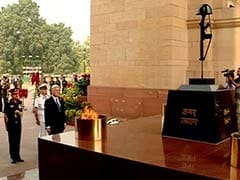 UK Defence Secretary Honours Indian Soldiers Who Fought in World War 1