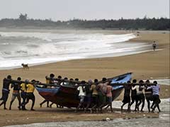 Cyclone Hudhud to Make Landfall Earlier Than Expected