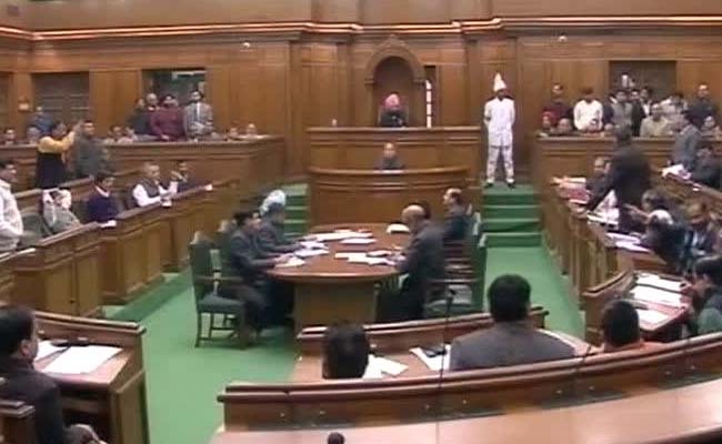 In Delhi, Consultations Begin for Possible Government Formation