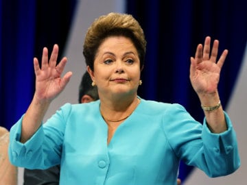 Brazil President Dilma Rousseff Gains on Aecio Neves Ahead of Sunday Runoff: Poll