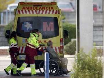 Three More People Under Observation for Ebola in Spain 