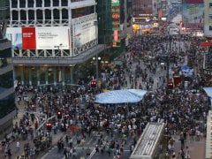 Hong Kong Protest Numbers Dwindle as Talks Make Slow Progress