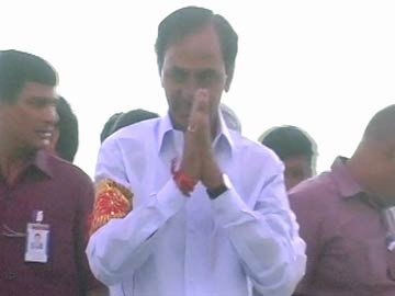 Opposition Slams Telangana Chief Minister Over Farmers' Suicide, Power Woes