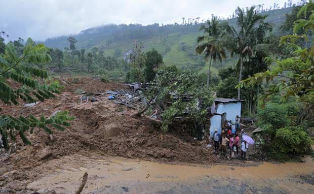 India Offers Help to Sri Lanka to Help Landslide Victims