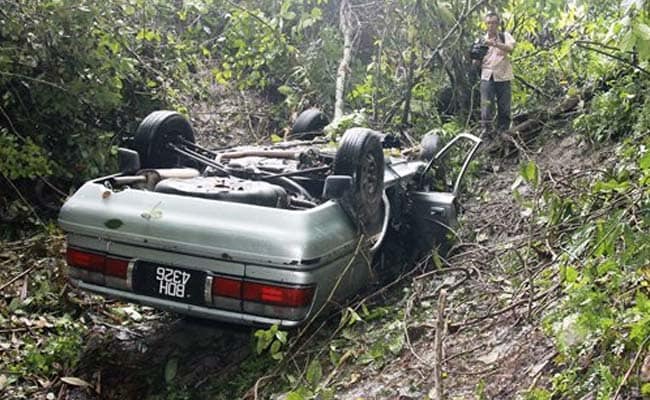 After Car Accident, Man Crawls Through Jungle for 3 Days to Get Help