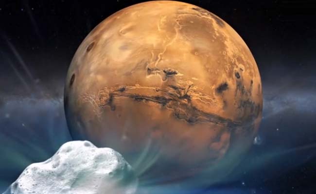 Mountain-Sized Comet Siding Spring Whizzes Past Mars