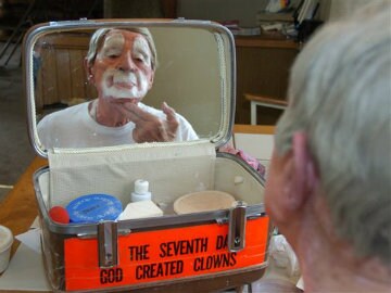 World's Oldest Clown Dies at 98 in Montana 