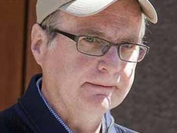 Microsoft Co-founder Paul Allen Pledges $100 million to Fight Ebola Outbreak